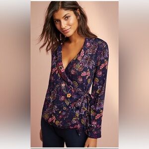 Anthropologie Floreat Navy floral print wrap top Size Medium Rayon